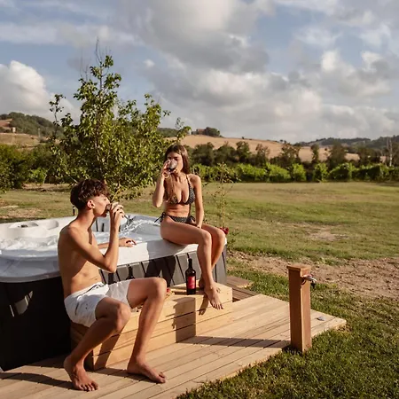 La Vecchia Quercia Agroturismo *