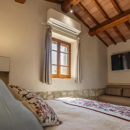 La Vecchia Quercia Lantgård